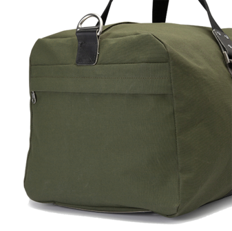 Churchill travel bag front pockey